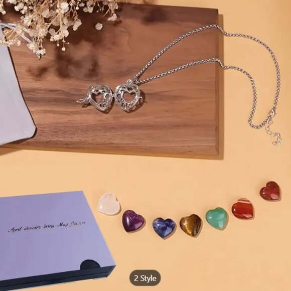 ✨NEW✨ Heart Shaped Cage Locket Necklace - Varioius - Picture 5 of 7